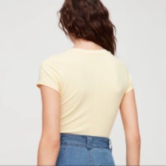 Wilfred Free Crop Tee Shirt Pale Yellow - Picture 1 of 6